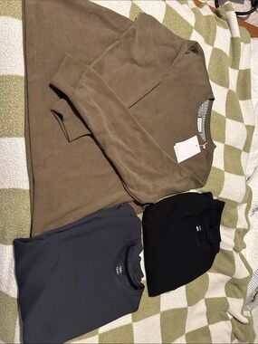 Denim & Flower & Leg3nd Outdoor Men's Sweatshirt Trio - Brown, Black, Gray